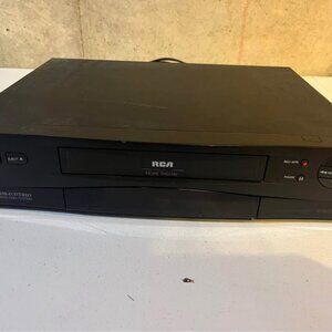 RCA VR702HF Hi-Fi VCR AccuSearch 4 Head VHS Player Video Cassette Recorder